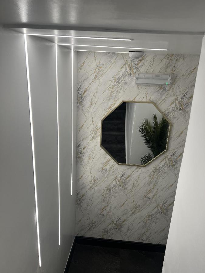 Feathers Suite Blackpool Exterior foto